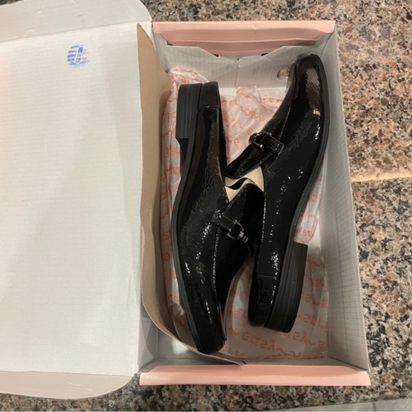 Easy Spirit Black Patent Mules โ Size 9, New with Tags, Chic Slip-On Shoes - Picture 6 of 7
